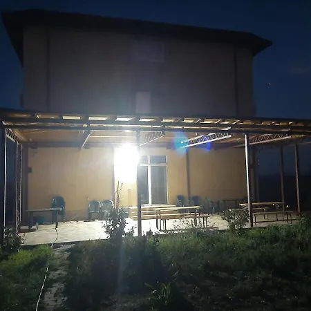 Gedar Guest house *